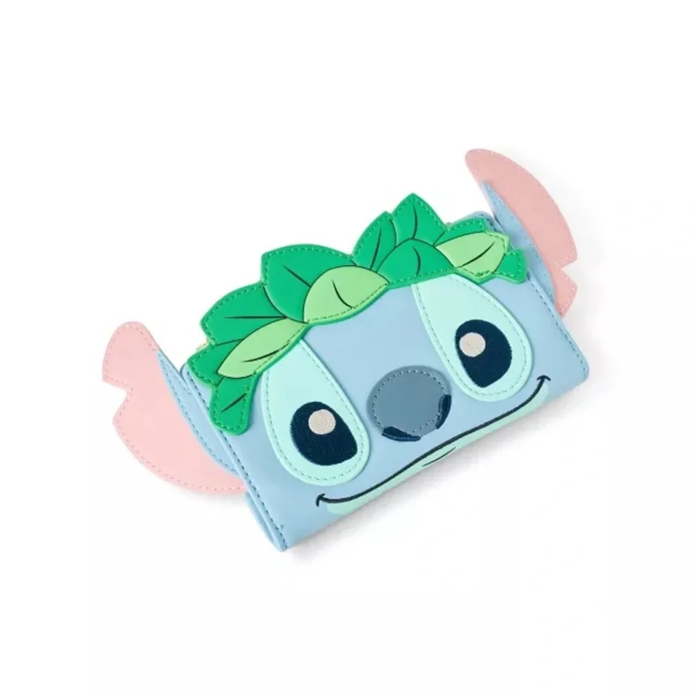 Loungefly 🩵💚loungefly luau